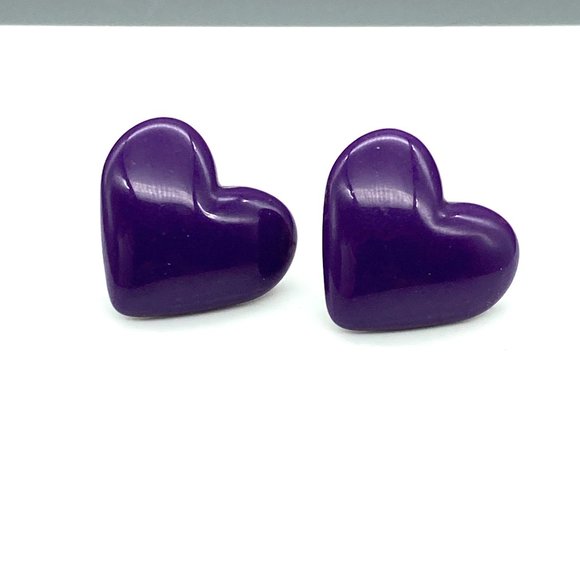 Vintage Purple Heart Earrings, Retro Lucite Studs - Picture 2 of 5